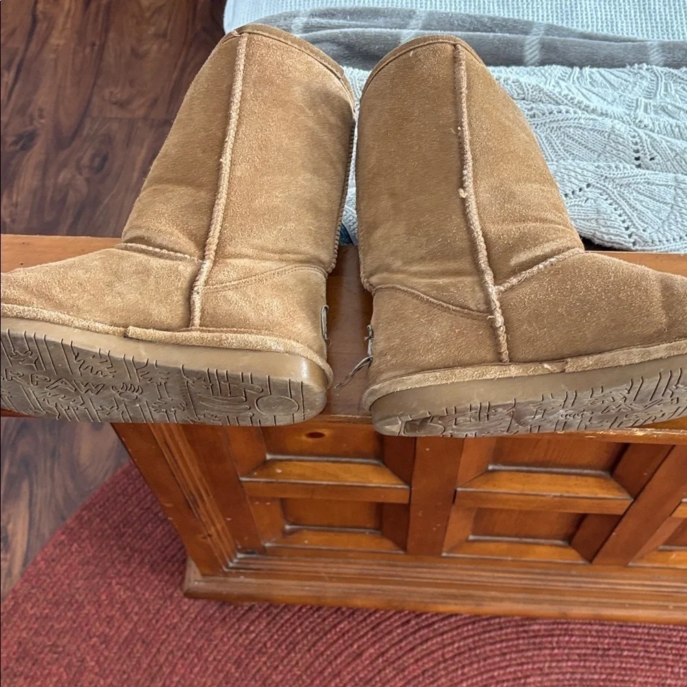 BearPaw warm stylish